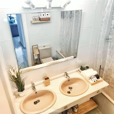 Maika Benalsun Pueblo Evita Apartament